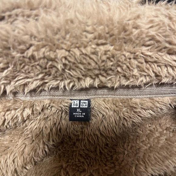 Uniqlo Teddy Fawn Jacket - Picture 6 of 6
